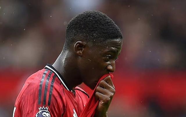 LPL-邮报：因梅努团队和曼联高层仍有问题未解决，双方未谈妥续约